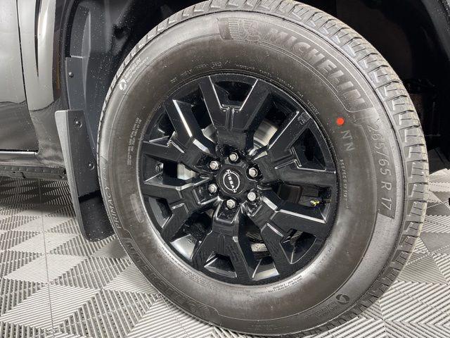 2026 Nissan Frontier Crew Cab SV 4x2