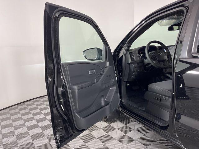 2026 Nissan Frontier Crew Cab SV 4x2