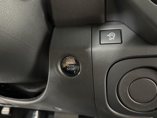 2026 Nissan Frontier Crew Cab SV 4x2