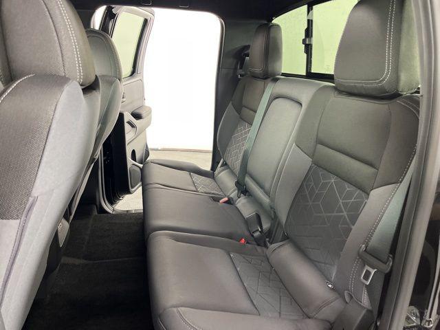 2026 Nissan Frontier Crew Cab SV 4x2