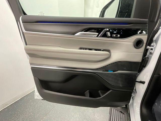 2026 Jeep Grand Wagoneer Summit Obsidian 4x4