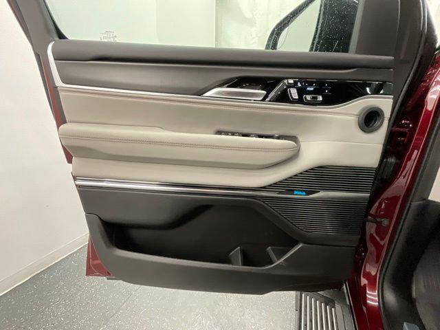 2026 Jeep Grand Wagoneer Summit Obsidian 4x4