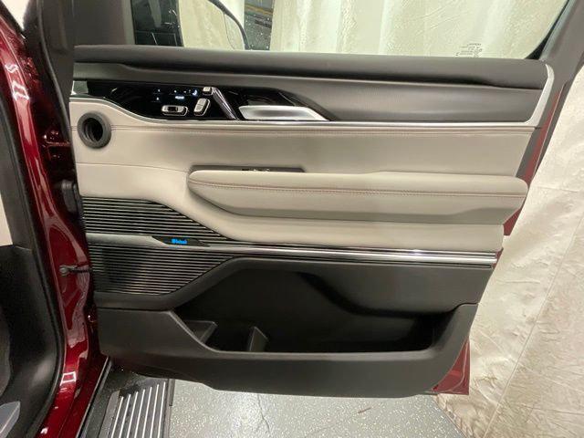2026 Jeep Grand Wagoneer Summit Obsidian 4x4
