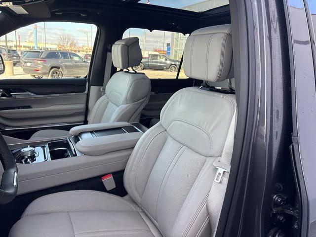 2026 Jeep Grand Wagoneer Summit Obsidian 4x4