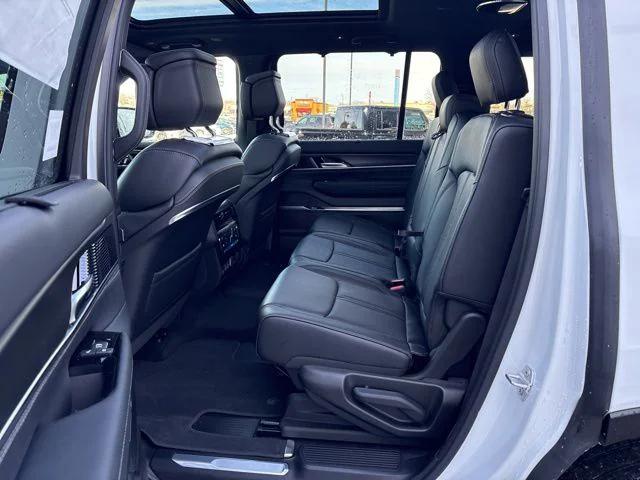 2026 Jeep Grand Wagoneer Summit Obsidian 4x4