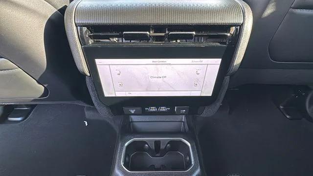 2026 Jeep Grand Wagoneer Summit Obsidian 4x4