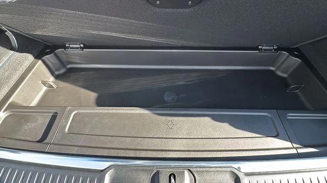 2026 Jeep Grand Wagoneer Summit Obsidian 4x4