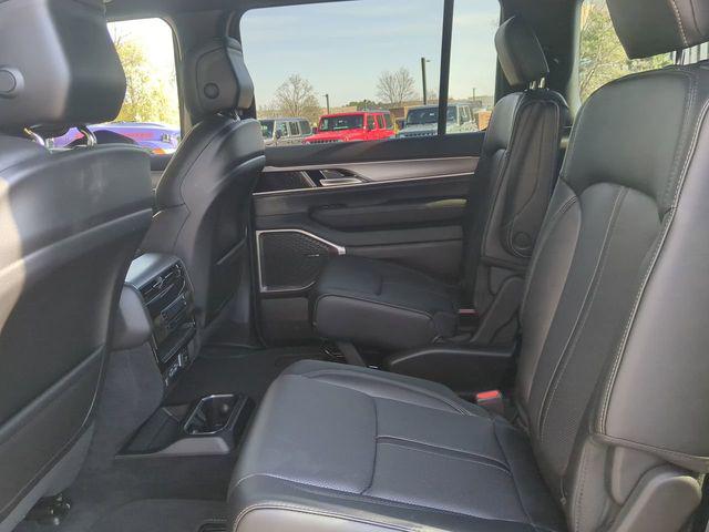 2026 Jeep Grand Wagoneer Limited Altitude 4x4