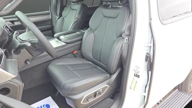 2026 Jeep Grand Wagoneer Limited Reserve 4x4