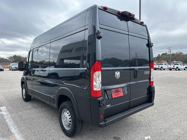 2026 Ram ProMaster Cargo Van Tradesman High Roof 136" WB w/Pass Seat
