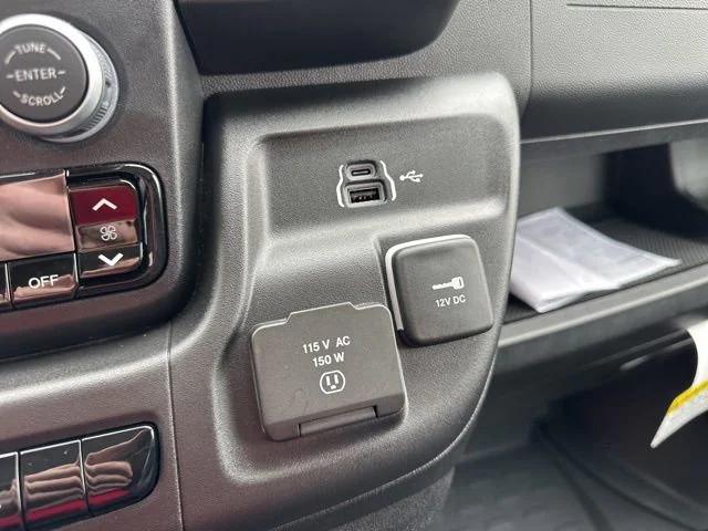 2026 Ram ProMaster Cargo Van Tradesman High Roof 136" WB w/Pass Seat