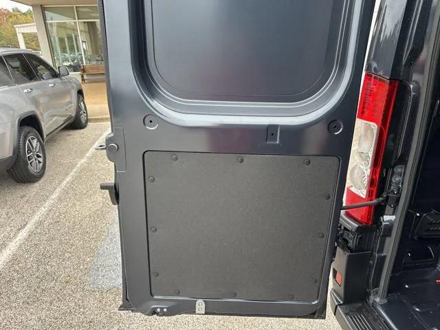 2026 Ram ProMaster Cargo Van Tradesman High Roof 136" WB w/Pass Seat