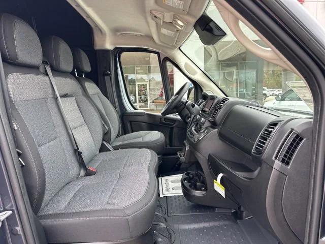 2026 Ram ProMaster Cargo Van Tradesman High Roof 136" WB w/Pass Seat