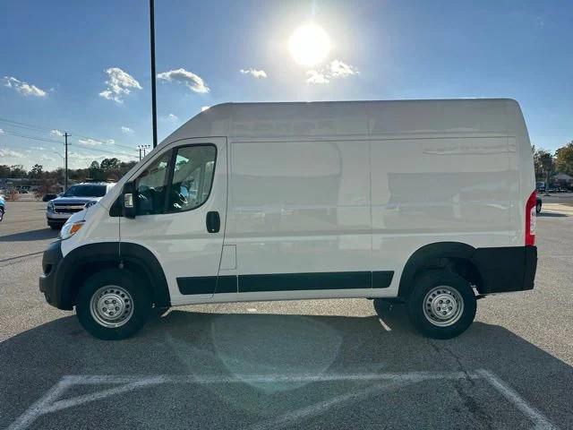 2026 Ram ProMaster Cargo Van Tradesman High Roof 136" WB w/Pass Seat