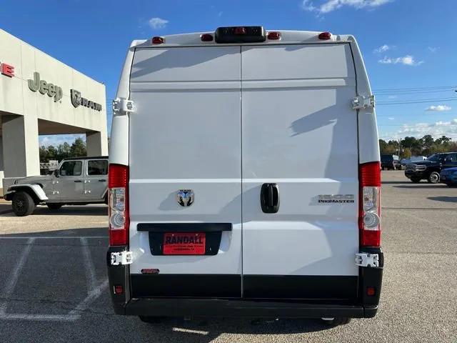 2026 Ram ProMaster Cargo Van Tradesman High Roof 136" WB w/Pass Seat