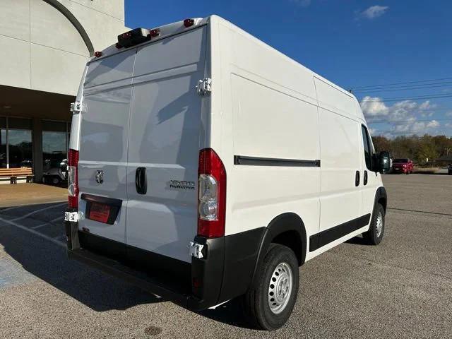 2026 Ram ProMaster Cargo Van Tradesman High Roof 136" WB w/Pass Seat