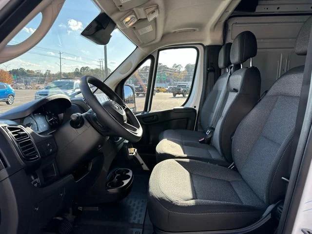 2026 Ram ProMaster Cargo Van Tradesman High Roof 136" WB w/Pass Seat