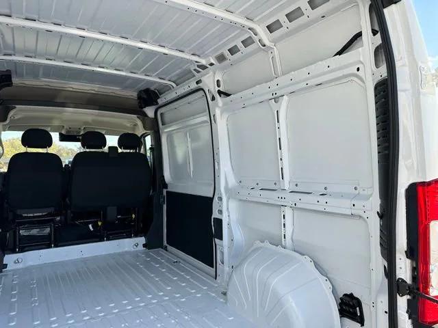 2026 Ram ProMaster Cargo Van Tradesman High Roof 136" WB w/Pass Seat