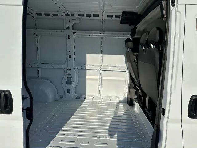 2026 Ram ProMaster Cargo Van Tradesman High Roof 136" WB w/Pass Seat