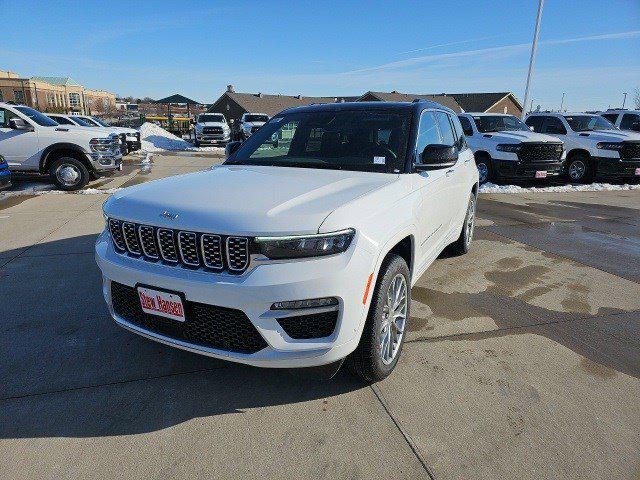 2025 Jeep Grand Cherokee GRAND CHEROKEE SUMMIT 4X4