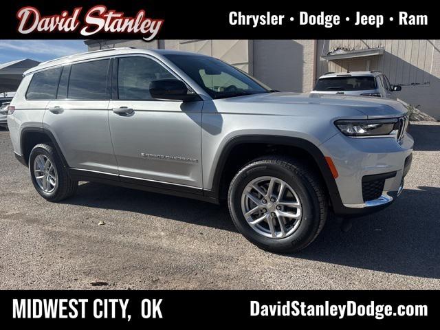 2025 Jeep Grand Cherokee GRAND CHEROKEE L LAREDO 4X4