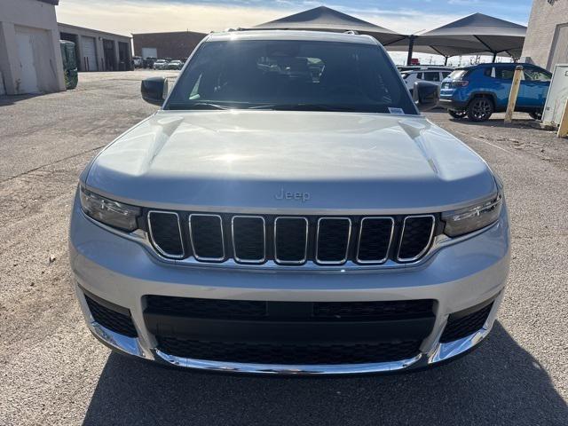 2025 Jeep Grand Cherokee GRAND CHEROKEE L LAREDO 4X4