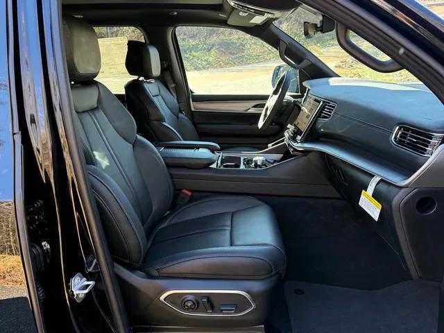 2026 Jeep Grand Wagoneer Limited Altitude 4x4