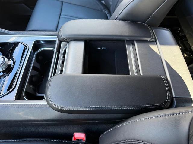 2026 Jeep Grand Wagoneer Limited Altitude 4x4