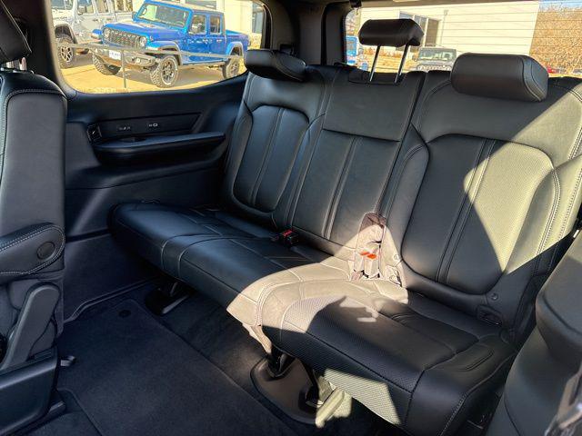 2026 Jeep Grand Wagoneer Limited Altitude 4x4