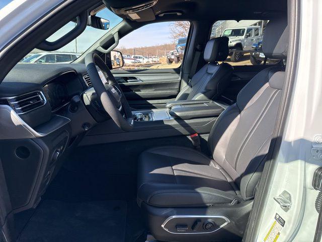 2026 Jeep Grand Wagoneer Limited Altitude 4x4
