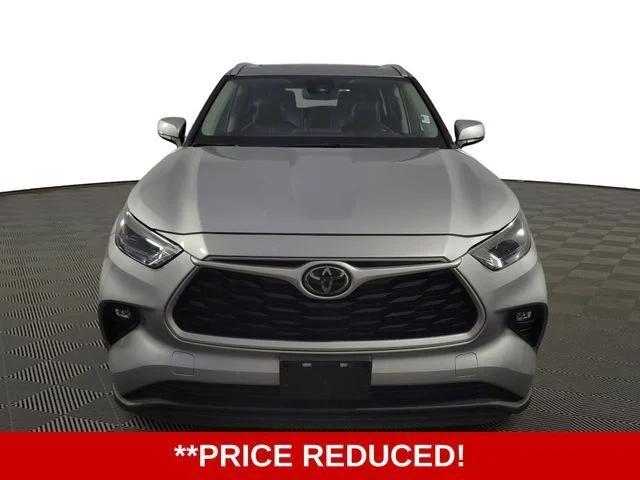 2022 Toyota Highlander XLE 2022 Toyota Highlander XLE