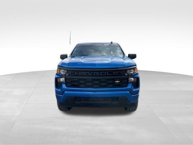 2022 Chevrolet Silverado 1500 4WD Crew Cab Short Bed Custom