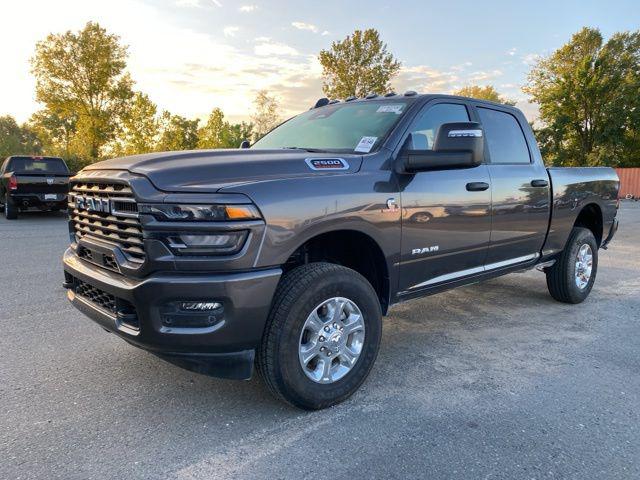 2025 RAM 2500 Big Horn Crew Cab 4x4 64 Box 2025 RAM 2500 Big Horn Crew Cab 4x4 64 Box