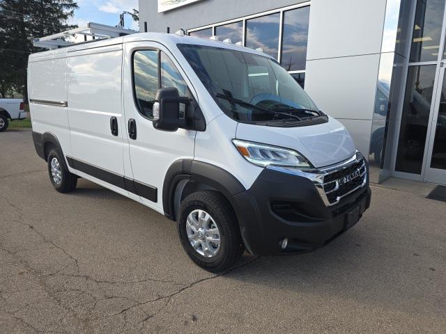 2025 RAM ProMaster 2500 Cargo Van SLT Low Roof 136 WB 2025 RAM ProMaster 2500 Cargo Van SLT Low Roof 136 WB