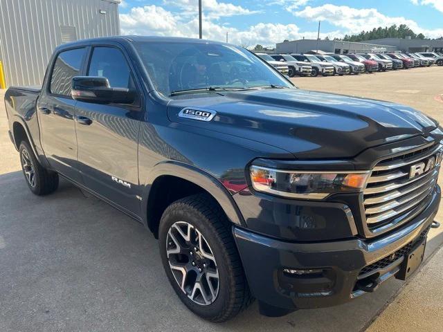 2026 RAM 1500 Laramie Crew Cab 4x4 57 Box