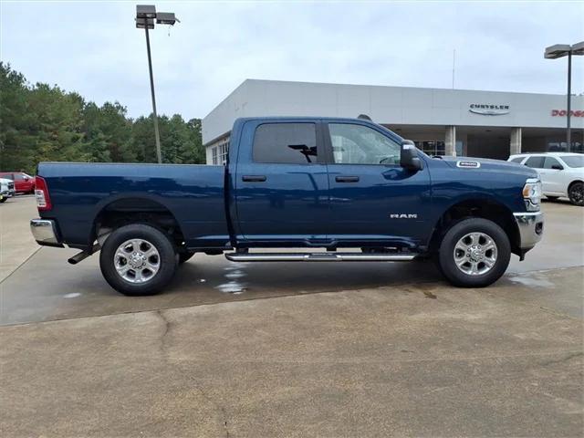 2024 RAM 2500 Big Horn Crew Cab 4x4 64 Box 2024 RAM 2500 Big Horn Crew Cab 4x4 64 Box