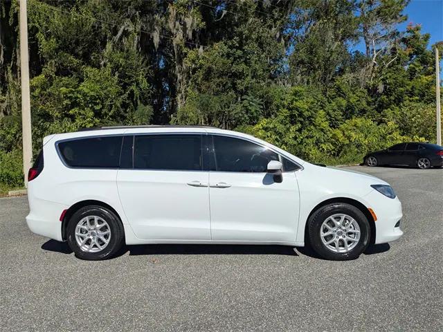 2021 Chrysler Voyager LXI 2021 Chrysler Voyager LXI