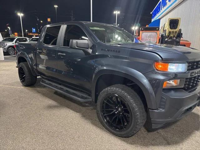 2020 Chevrolet Silverado 1500 2WD Crew Cab Short Bed Custom