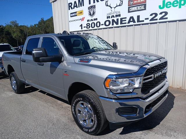 2024 RAM 2500 Tradesman Crew Cab 4x4 64 Box