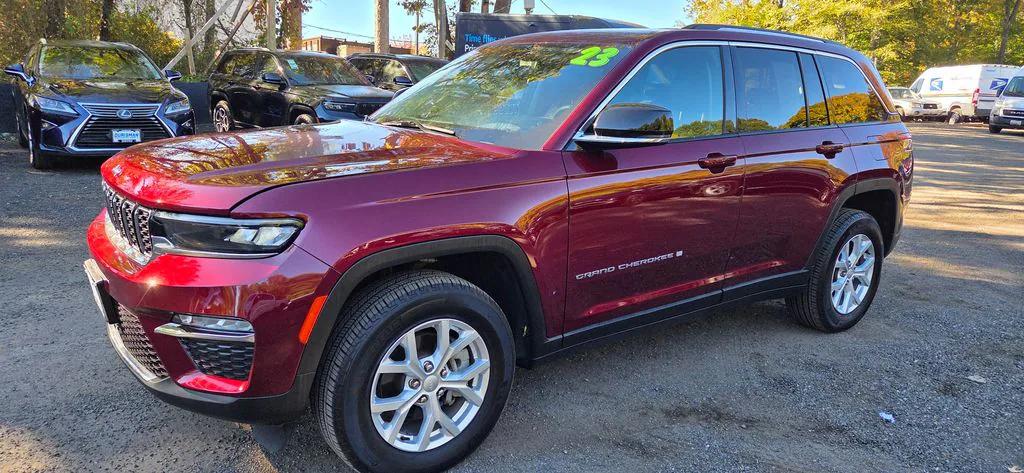 2023 Jeep Grand Cherokee Limited 4x4 2023 Jeep Grand Cherokee Limited 4x4