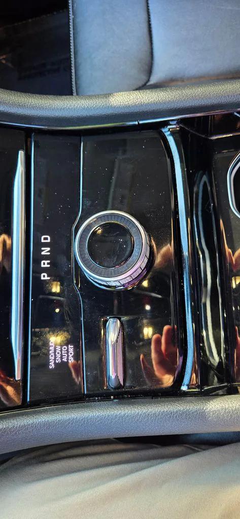 2023 Jeep Grand Cherokee Limited 4x4 2023 Jeep Grand Cherokee Limited 4x4