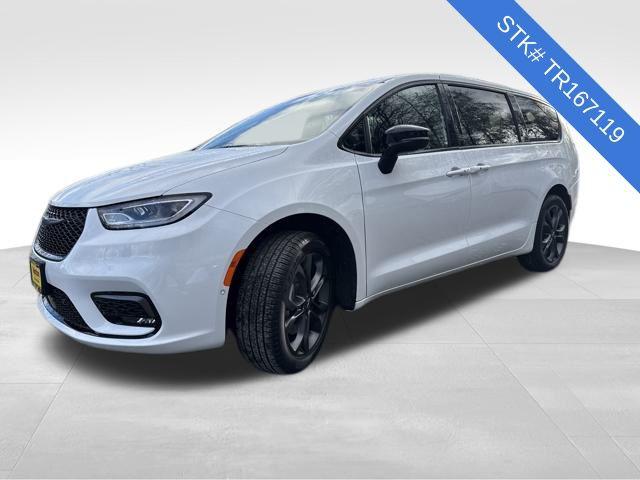 2026 Chrysler Pacifica PACIFICA SELECT AWD 2026 Chrysler Pacifica PACIFICA SELECT AWD