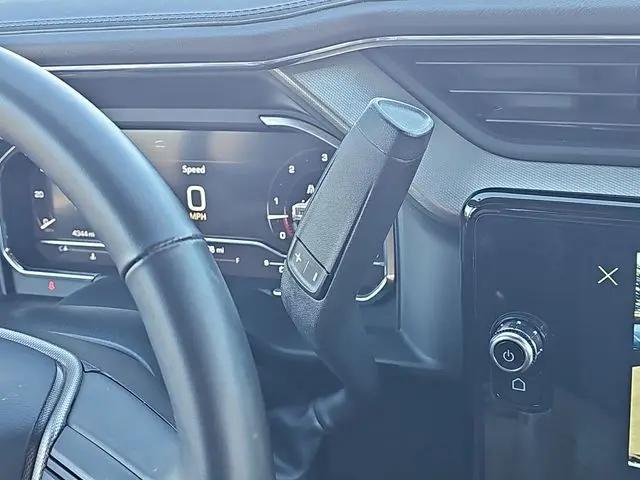 2025 GMC Sierra 2500HD 4WD Crew Cab Standard Bed Denali