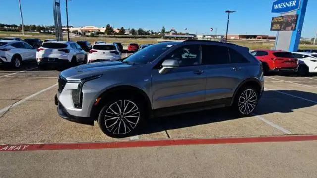2025 Cadillac XT4 AWD Sport