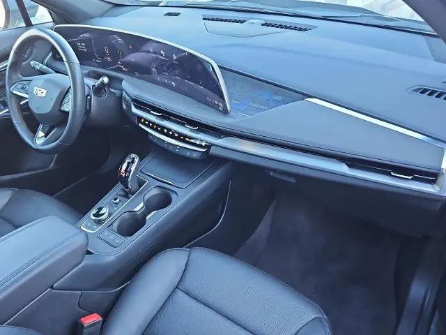2025 Cadillac XT4 AWD Sport