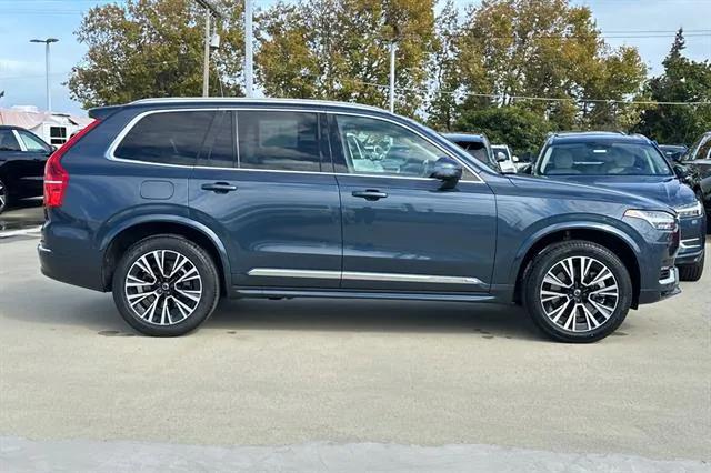 2023 Volvo XC90 Recharge Plug-In Hybrid T8 Plus Bright Theme 7-Seater