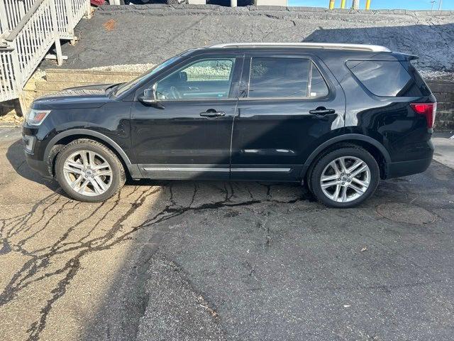 2022 Ford Explorer XLT 2022 Ford Explorer XLT