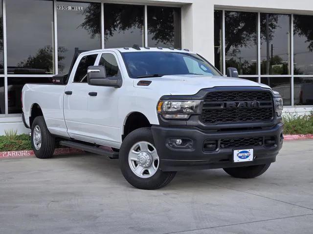 2023 RAM 3500 Tradesman Crew Cab 4x4 8 Box 2023 RAM 3500 Tradesman Crew Cab 4x4 8 Box