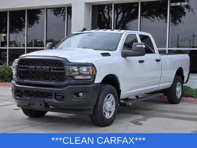 2023 RAM 3500 Tradesman Crew Cab 4x4 8 Box 2023 RAM 3500 Tradesman Crew Cab 4x4 8 Box