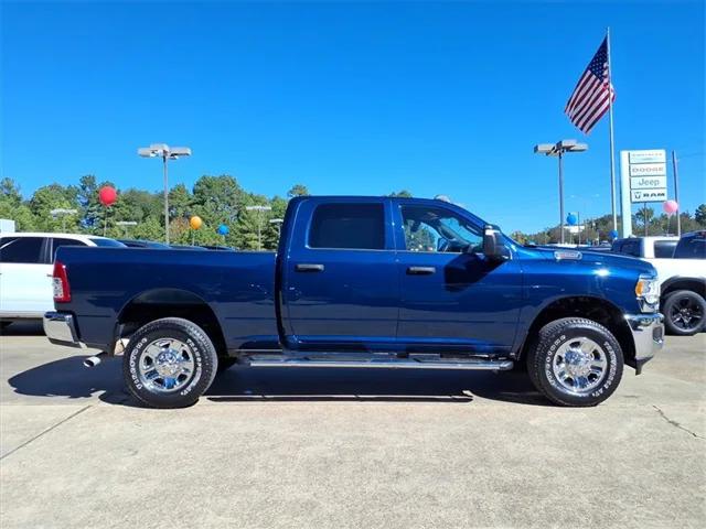 2024 RAM 2500 Tradesman Crew Cab 4x4 64 Box 2024 RAM 2500 Tradesman Crew Cab 4x4 64 Box